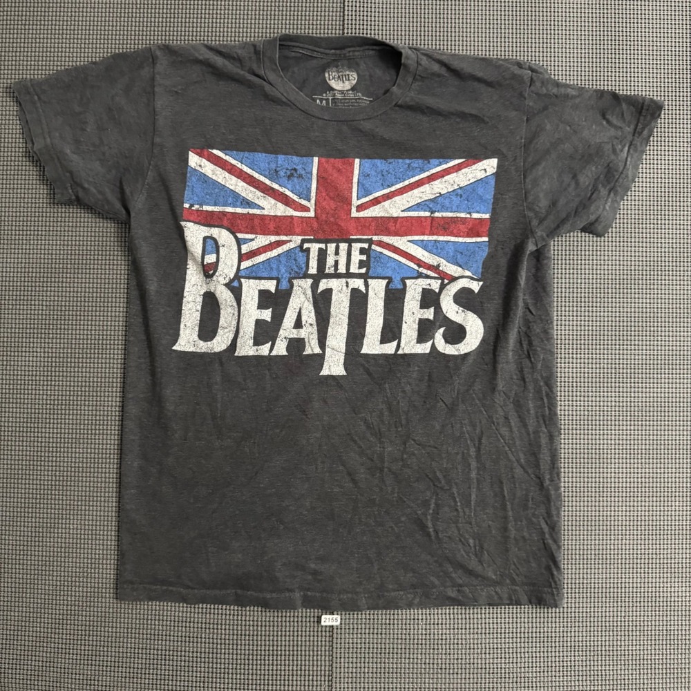 The Beatles Union Jack Graphic T-Shirt Mens M Gray Apple Corps 2015 Distressed